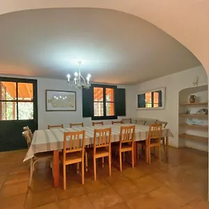 casa-de-campo-hostal-nou-en-con-piscina.catalonia-hotels.com/